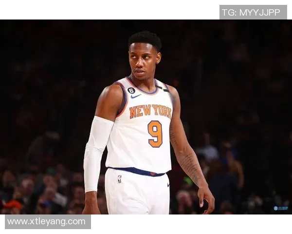 费尔斯表现低迷15投仅5中贡献13分5篮板3助攻全队最低正负值10