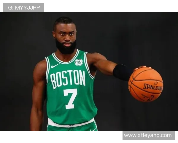 今天绿军主场迎战76人杰伦布朗伤愈复出助力球队争胜 今天绿军主场迎战76人杰伦布朗伤愈复出助力球队争胜