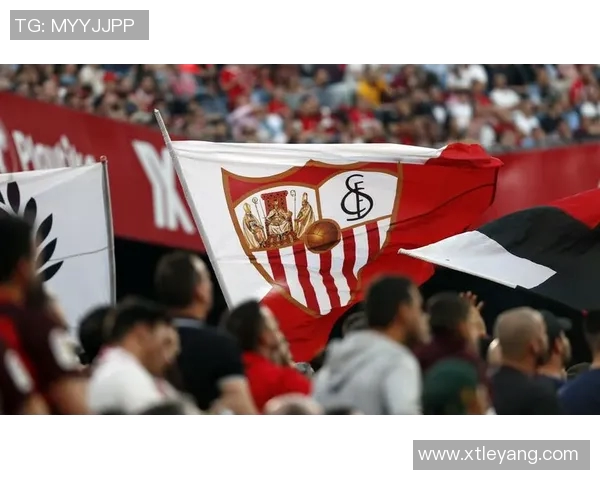 贝纳德斯基赛后向尤文球迷致敬球迷齐声高唱表达归属感