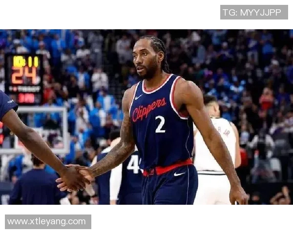 快船迎战黄蜂莱昂纳德因伤缺阵已达十场西部排名跌至第十二 快船迎战黄蜂莱昂纳德因伤缺阵已达十场西部排名跌至第十二