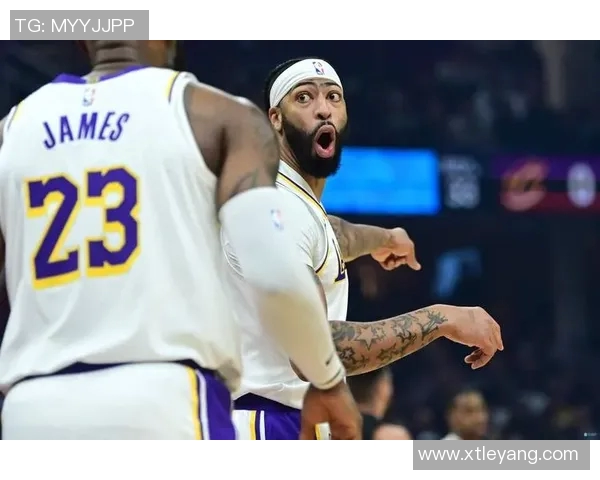 浓眉称赞克里斯蒂交易后表现提升如鱼得水展现出色状态