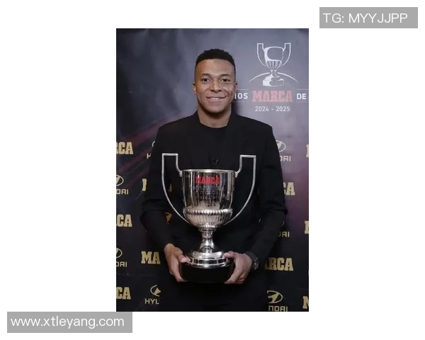 姆巴佩9月西甲最佳球员荣誉加身状态火热助球队连胜 姆巴佩9月西甲最佳球员荣誉加身状态火热助球队连胜