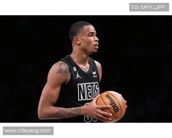 克拉克斯顿虽砍下16分12板8助却难阻球队失利无力回天的悲壮表现 克拉克斯顿虽砍下16分12板8助却难阻球队失利无力回天的悲壮表现